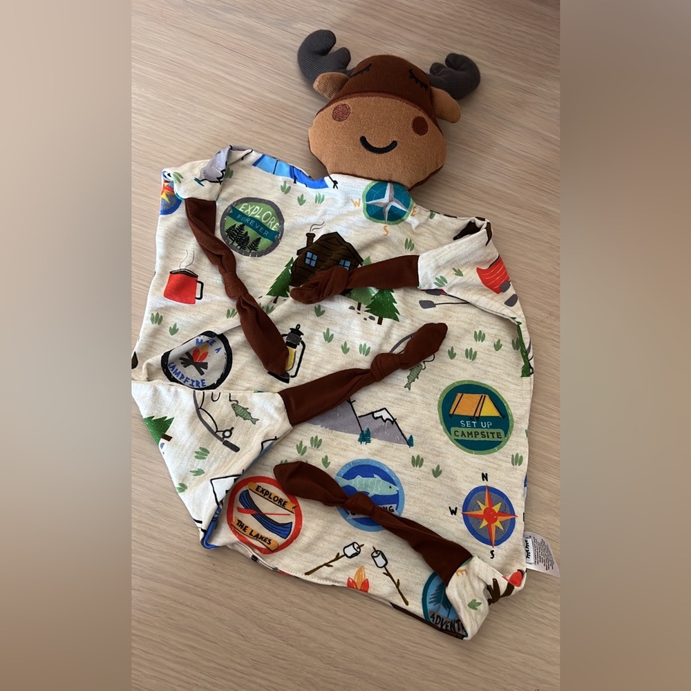 Little Sleepies 12-18 month and lovey🐻🎣⛺️❤️😍